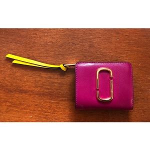 Marc Jacobs Mini Compact Snapshot Wallet